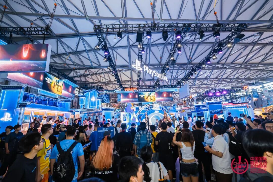 43.89万人次再创新高!第23届ChinaJoy圆满落幕:感谢有你,共赴这场“与AI同游”的盛夏之约 https://cms3.chinajoy.net/157/upload/resources/image/103543.jpg?token=Bearer eyJhbGciOiJIUzUxMiJ9.eyJpc3MiOiJlY2hpc2FuIiwic3ViIjoie1wiY2xpZW50XCI6XCJXRUJcIixcInR5cGVcIjpcIlVTRVJcIixcIm5hbWVcIjpcInVzZXIyX2FwaVwiLFwic2lnbmF0dXJlXCI6bnVsbCxcImV4cGlyZXNfaW5cIjoxODAwMDAwMH0iLCJpYXQiOjE3ODU4MzQ1ODEsImV4cCI6MTc4NTg1MjU4MX0.HoThmgOAUMt0EpWerAm8NYzl6DOy1GtDxDIOGVxXjea3HVMpGDIiP16BBotix2abTm3MiXT5hcOKdUHNC1Lp7g